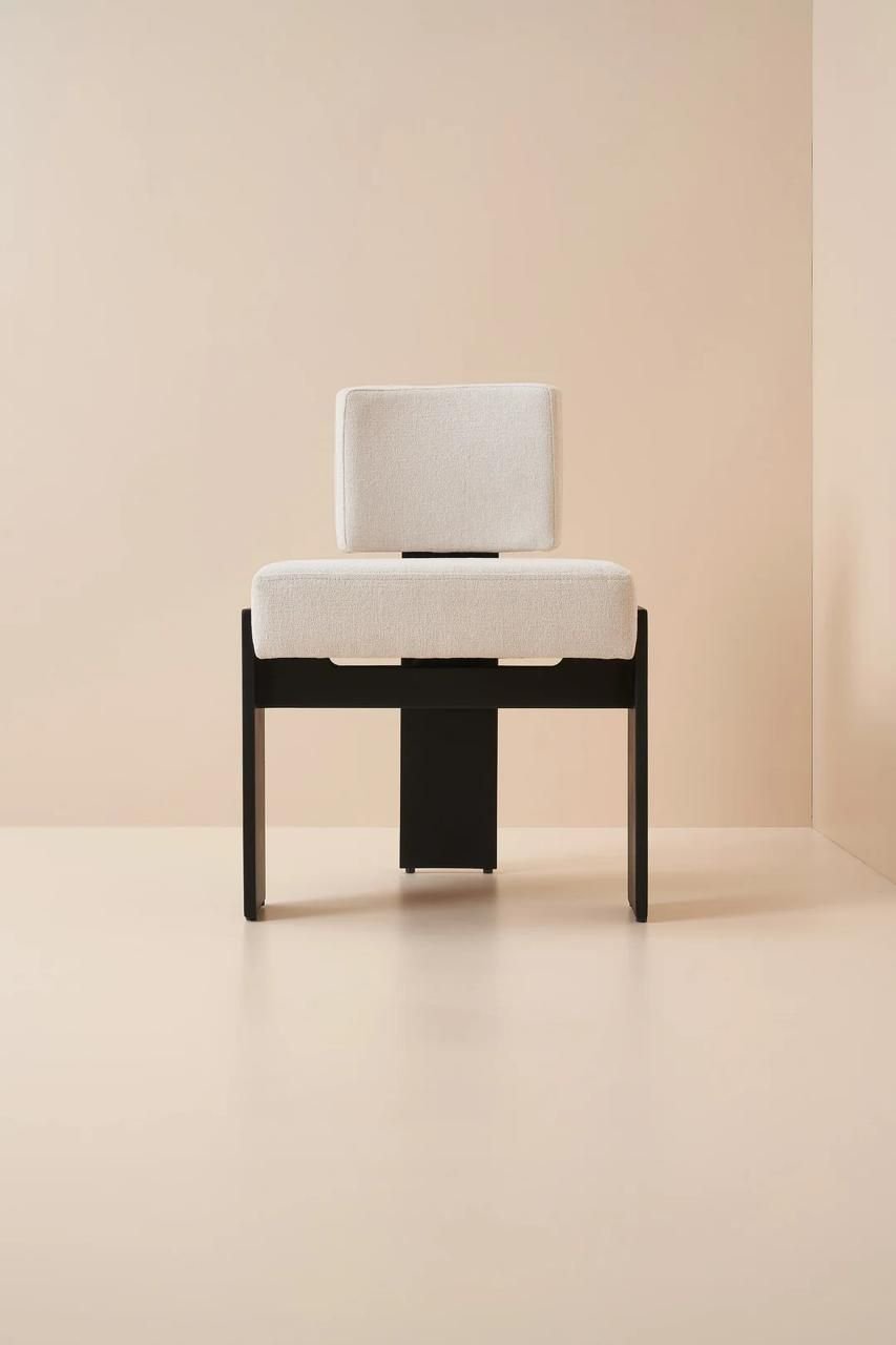 c-004_1 Chaise Bloc Minimaliste – Image 1